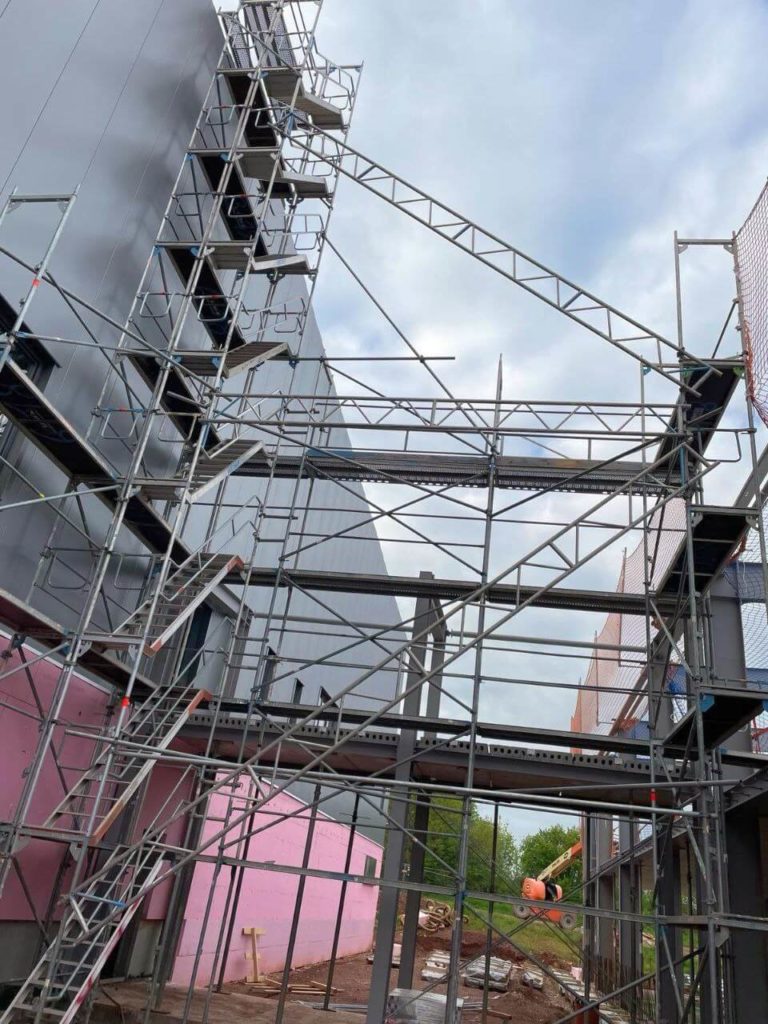 Gerüstbau Pforzheim-Eutingen – Gewerbesanierung
